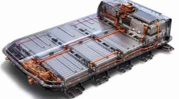 تأثير تراجع عمر بطاريات الليثيوم على تكاليف وصيانة السيارات الكهربائية خلال 15 عامًا 1